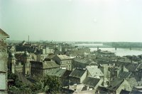 Pohľad z hradu na Rybné námestie a Starý most, Bratislava (1956)