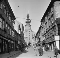 Michalská ulica s kníhkupectvom, Bratislava (1957)
