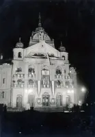 Hlavné námestie, Štátne divadlo večer, Košice (1940)