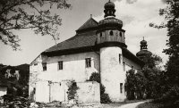 Abaffyovský kaštieľ v Mokradi, Bziny (1930)