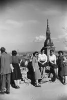 Pohľad z hradu, veža Dómu sv. Martina, Bratislava (1960)