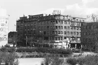 Drevená ulica a hotel Palace, Bratislava (1960)