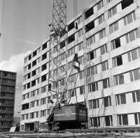 Výstavba sídliska Košice-Západ, panelák na Ipeľskej ulici (1964)