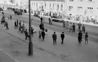 Maratón mieru, pohľad z domu na Komenského ulici, Košice (1966)