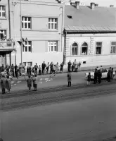 Maratón mieru, pohľad z domu na Komenského ulici, Košice (1966)