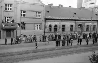 Maratón mieru, pohľad z domu na Komenského ulici, Košice (1966)