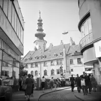 Socha sv. Jána Nepomuckého na mostíku k Michalskej bráne, Bratislava (1963)