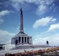 Pamätník Slavín, Bratislava (1963)