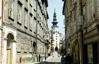 Michalská ulica s výhľadom na Michalskú bránu, Bratislava (1967)
