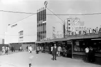 Kamenné námestie a obchodný dom Prior, Bratislava (1974)
