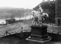Pamätník Márie Terézie, Bratislava (1897)
