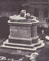 Torzo zničeného pamätníka Márie Terézie, Bratislava (1921)