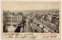 Vajanského ulica z výšky, v popredí trhovisko, Lučenec (1906)