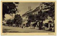 Bývalá Rákócziho ulica s kioskom a stromoradím, Lučenec (1940)