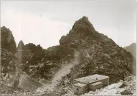 Stará Chata pod Rysmi, Vysoké Tatry (1933-1950)