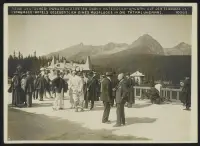 Terasa hotela pri Štrbskom Plese, Vysoké Tatry (1916)