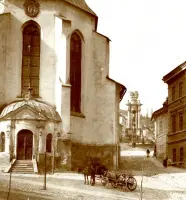 Námestie s kostolom a meštianskymi domami, Banská Štiavnica (1930-1949)