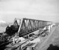 Železničný most cez Dunaj, Komárno (1955)