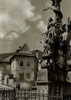 Morový stĺp a staré domy, Banská Štiavnica (1930-1949)