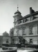 Kaštieľ s vežou a záhradou, Bernolákovo (1930-1949)