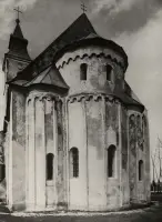 Románsky kostol, pohľad na apsidu, Diakovce (1930-1949)