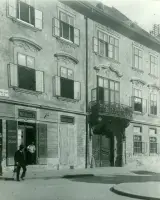 Bývalý Esterházyho palác na ulici, Bratislava (1930-1949)