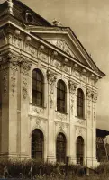 Rokoková fasáda so štukovou výzdobou, Markušovce (1930-1949)