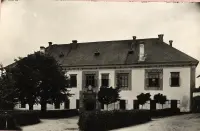 Kaštieľ s valbovou strechou, Bytča (1930-1949)