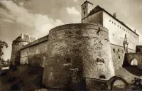 Mohutná hradná bašta, Častá (1930-1949)