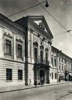 Barokový palác s balkónom na ulici, Košice (1930-1949)