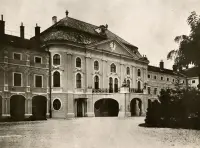 Barokový palác s nádvorím, Bratislava (1930-1949)