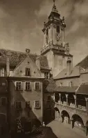 Nádvorie Starej radnice s vežou, Bratislava (1930-1949)