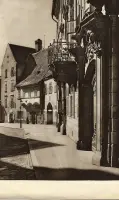 Úzka ulica s balkónom a starými domami, Bratislava (1930-1949)