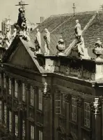 Primaciálny palác, strecha so sochami, Bratislava (1930-1949)