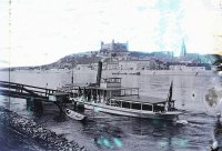 Nábrežie Dunaja, v pozadí hrad a Dóm sv. Martina, Bratislava (1903)