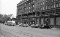 Hviezdoslavovo námestie, v pozadí hotel Carlton, Bratislava (1959)