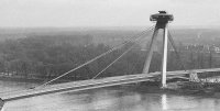 Pohľad z hradu na Most SNP, Bratislava (1973)