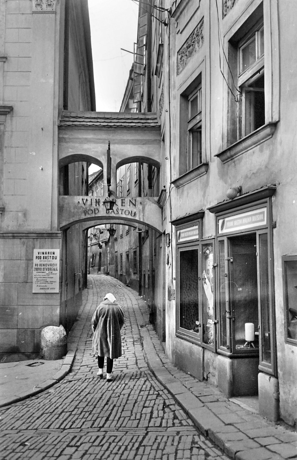 Baštová ulica pri Michalskej bráne, Bratislava (1973)