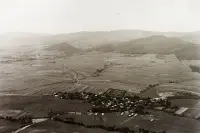 Rožňavská kotlina od juhu, v popredí Jovice, Rožňava (1939)