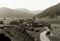 Panoráma obce s kostolom sv. Klementa, Rudňany (1935)