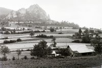 Pohľad na skalu pri obci, Kostolec (1939)