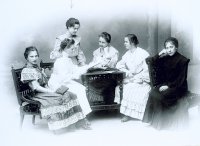 Literárny krúžok dievčat, Banská Bystrica (1904)