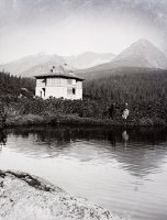 Vila Tivoli pri Štrbskom Plese a Patria v pozadí, Štrba (1906)