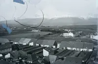 Vysoké Tatry z veže kostola sv. Egídia, v strede Veľká, Poprad (1906)