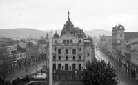 Hlavné námestie, Štátne divadlo a kostol Najsvätejšej Trojice, Košice (1938)