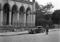 Kubínyiho námestie a reformovaný kostol, Lučenec (1943)