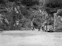Vchod do Domickej vetvy jaskyne Baradla, Kečovo (1943)