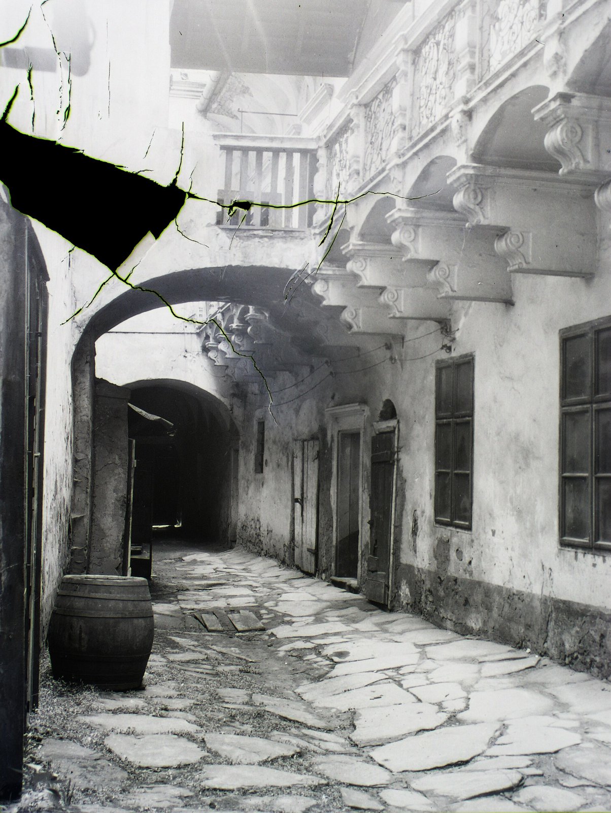 Nádvorie meštianskeho domu zo 16. storočia, Levoča (1930)