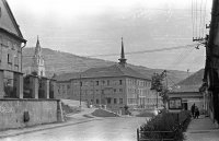 Banícke námestie a katolícky kostol, Gelnica (1967)