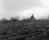 Traktor na ulici, Poltár (1959)